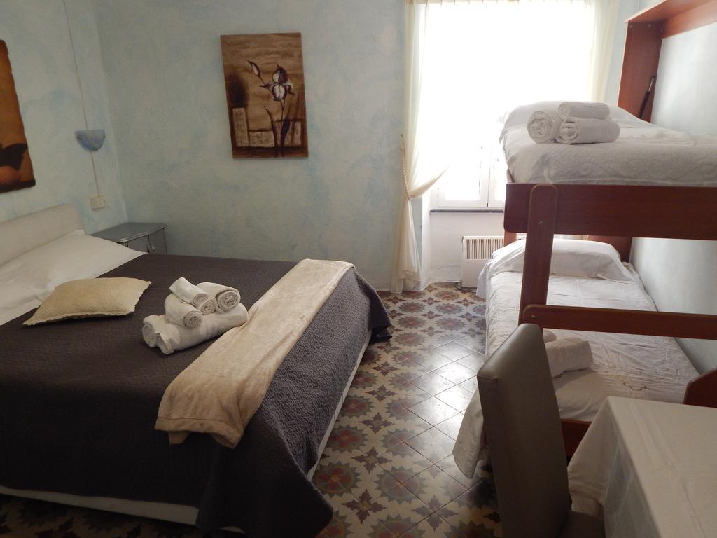 Hotel Glicine نولي المظهر الخارجي الصورة
