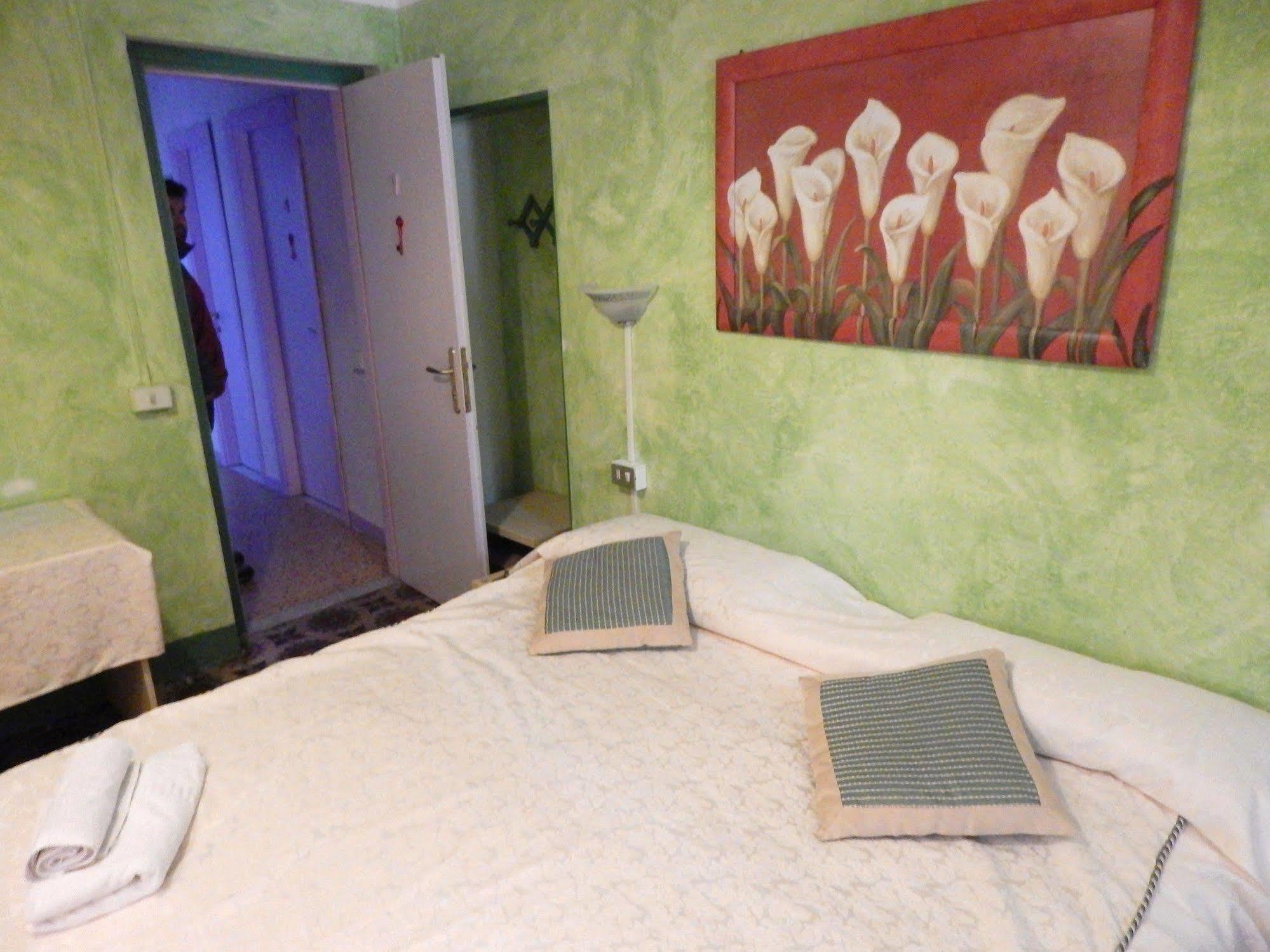 Hotel Glicine نولي المظهر الخارجي الصورة
